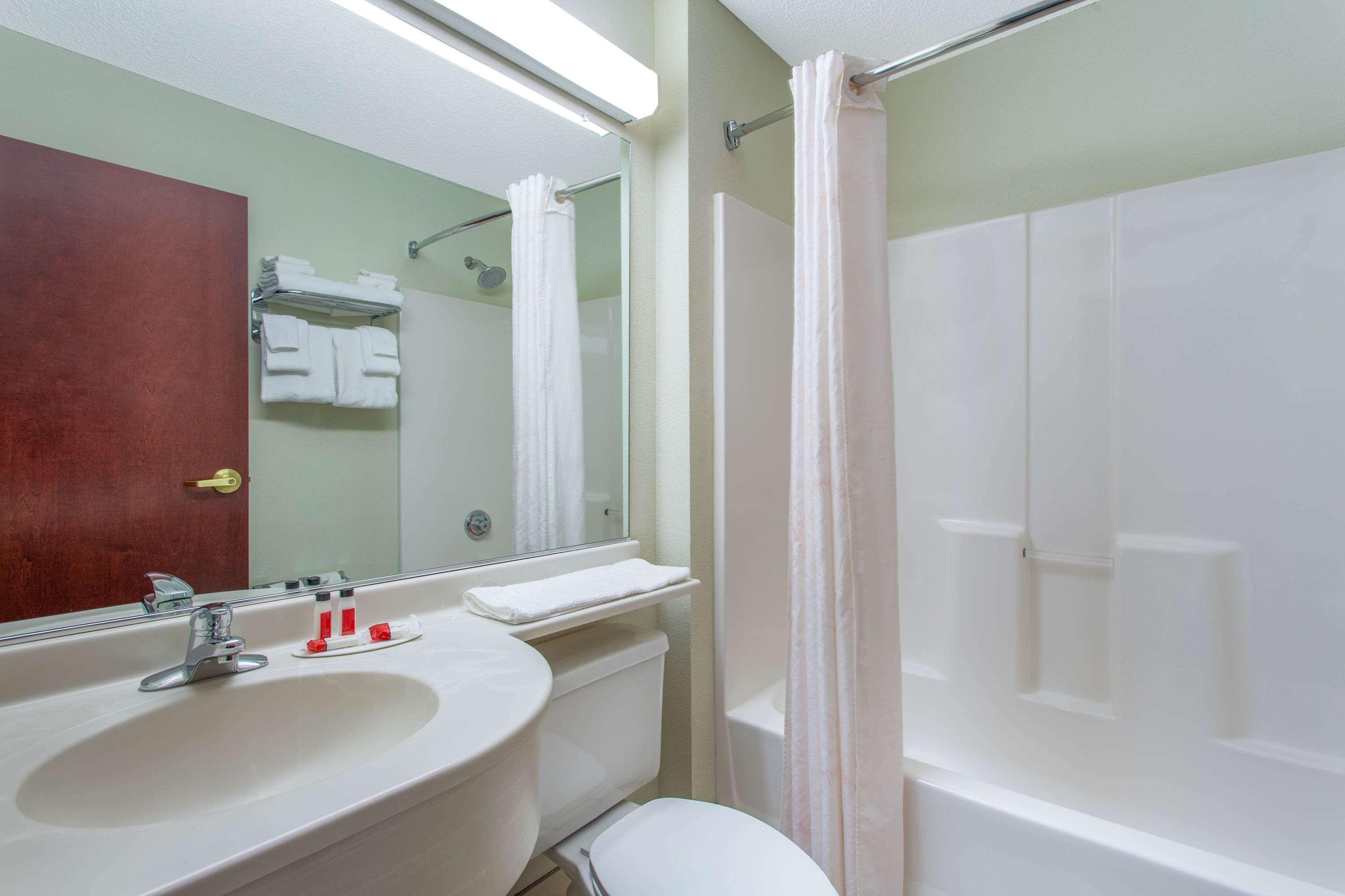 Hotel Microtel & By Wyndham Lillington/campbell Lillington
